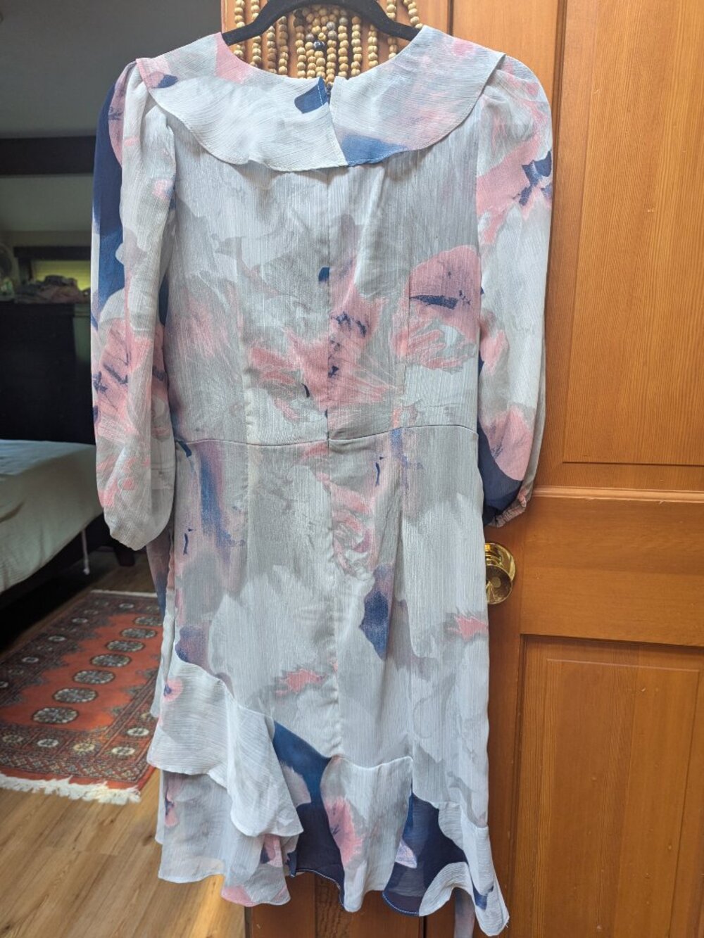 Dress - Picture 4 of 4